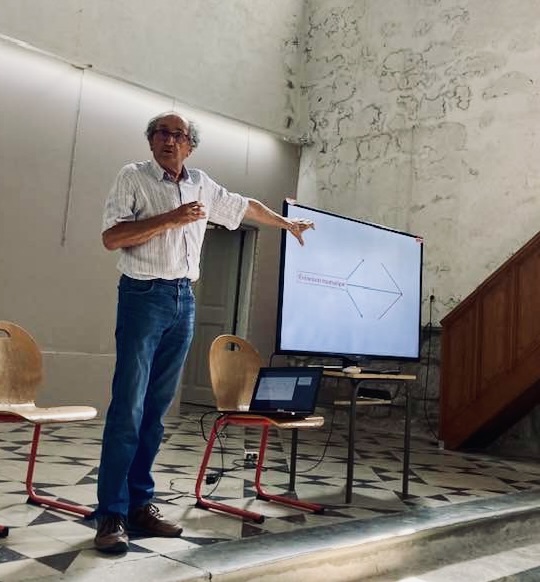 AC1CF021-5E54-44D4-8ABD-C752527264F8_1_201_a