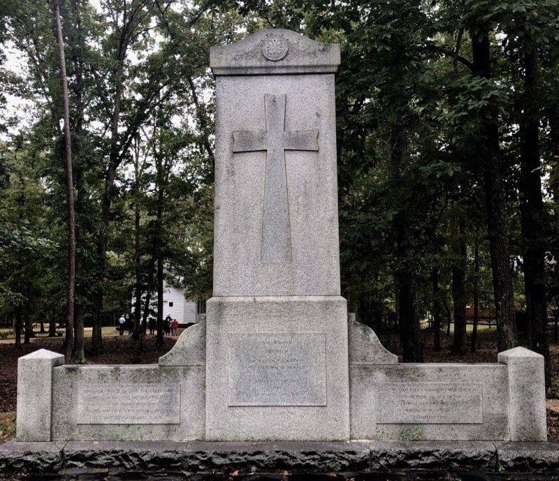 Monument to 1700 Arrival of Huguenots